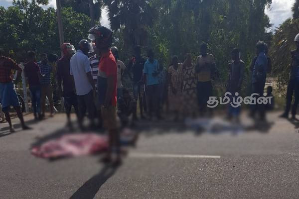 மட்டக்களப்பில் இடம்பெற்ற கோர விபத்தில் சிக்கி சிறுவர்கள் இருவர் பரிதாபமாக பலி (VIDEO) | Batticalo Accident Today