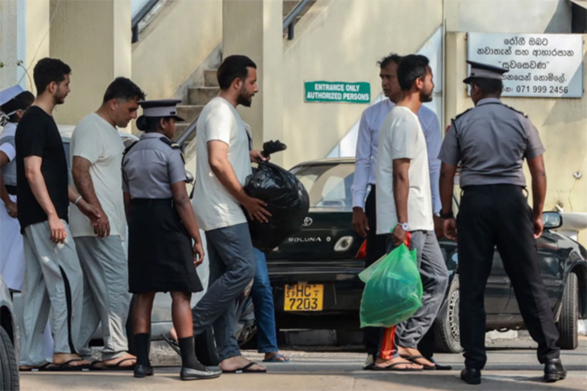 சிறிலங்கா கடற்படை மீட்ட ஈரானிய கடற்படையினருக்கு வழங்கப்படவுள்ள நுழைவிசைவு | 30 Day Entry Permit For 230 Iranian Sailors சிறிலங்கா கடற்படை மீட்ட ஈரானிய கடற்படையினருக்கு வழங்கப்படவுள்ள நுழைவிசைவு | 30 Day Entry Permit For 230 Iranian Sailors