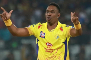 பிராவோவை கழட்டி விட தயாராகும் சென்னை  அணி - குறி வைக்கப்படும் முக்கிய வீரர்