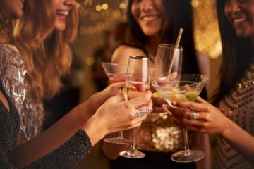 மது அதிகம் குடிக்கும் பெண்கள் உள்ள மாநிலம் எது தெரியுமா? அதுவும் இந்தியாவில்..