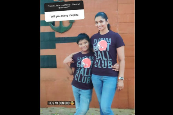 திருமணமான சீரியல் நடிகை கிருத்திகாவிடம் Propose செய்த ரசிகர்.. அப்றோம் என்ன நடந்தது தெரியுமா | Kirithika Proposed By Fan திருமணமான சீரியல் நடிகை கிருத்திகாவிடம் Propose செய்த ரசிகர்.. அப்றோம் என்ன நடந்தது தெரியுமா | Kirithika Proposed By Fan