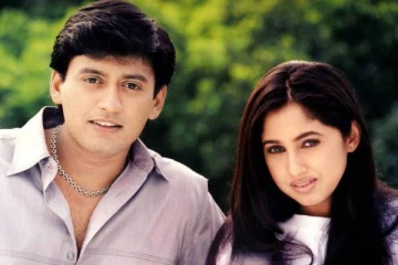 பிரசாந்தின் மஜ்னு பட நடிகை Rinke Khannaவை நியாபகம் இருக்கா?... அவருக்கு இவ்வளவு பெரிய மகளா, போட்டோ