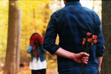 ஒன் சைட் லவ் உங்களை பாடாய்படுத்துதா? இத மட்டும் செய்ங்க