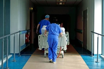 நான்காவது அலை... நாளொன்றிற்கு 9,000 பேர்: அச்சத்தில் முக்கிய கனேடிய மாகாணம்