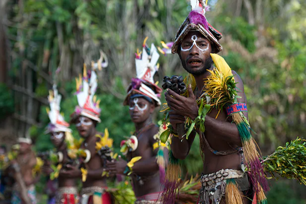 பழங்குடி இனத்தவரிடையே கடும் மோதல்; 53 பேர் பரிதாப பலி | Fierce Inter Tribal Conflict Papua New Guinea