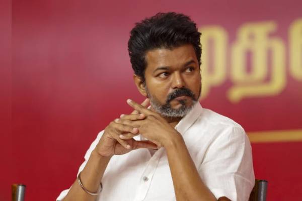 விஜயின் கைது: விஜய்காந்த் மனைவியின் நேரடி சாவால் - திக்குமுக்காடும் தமிழக அரசு | Tvk Vijay Karur Incident Tn Govt Allegations