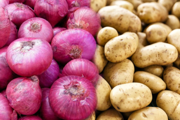 இறக்குமதி செய்யப்படும் மூன்று உணவு பொருட்களுக்கு வரி! | Tax For Export Onion Potatoes Sri Lanka