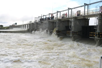 இரணைமடு குளத்தின் நீர்மட்டம் உயர்வு : மக்களுக்கு விடுப்பட்ட எச்சரிக்கை (Photos)