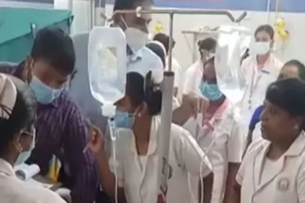 நடுக்கடலில் துப்பாக்கி சூட்டுக்கு இலக்கான தமிழக கடற்றொழிலாளி - இந்திய கடற்படையினர் மீது கொலை முயற்சி வழக்கு! | India Tamilnadu Fisher Man India Navy Gun Shoot