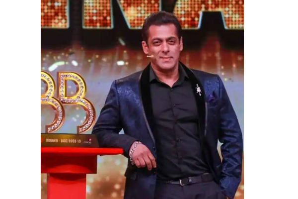 பிக்பாஸ் நிகழ்ச்சியை தொகுத்து வழங்க 1000 கோடி சம்பளம் கேட்ட நடிகர் - ஆடிப்போன நிகழ்ச்சி ஏற்பாட்டாளர்கள் | Salman Khan Demands Rs 1050 Crore Salary To Host