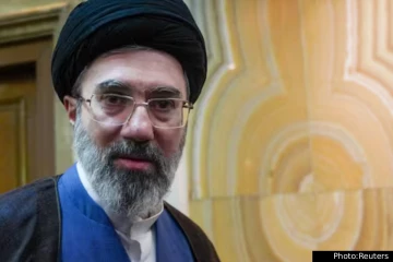 முகம் சிதைந்து, ஒரு காலை இழந்த மொஜ்தபா காமெனி: அமெரிக்க உளவுத்துறை தகவல்