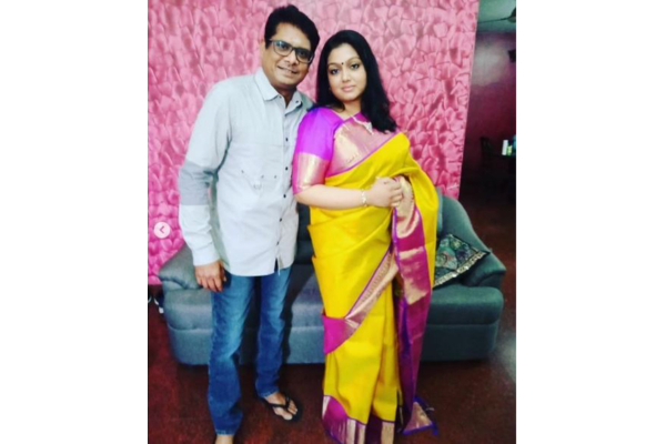 இயக்குனர் பாரதிராஜா மகன் மனோஜின் மனைவியை பார்த்துள்ளீர்களா?- இதோ புகைப்படம் | Actor Manoj Wife Unseen Pic