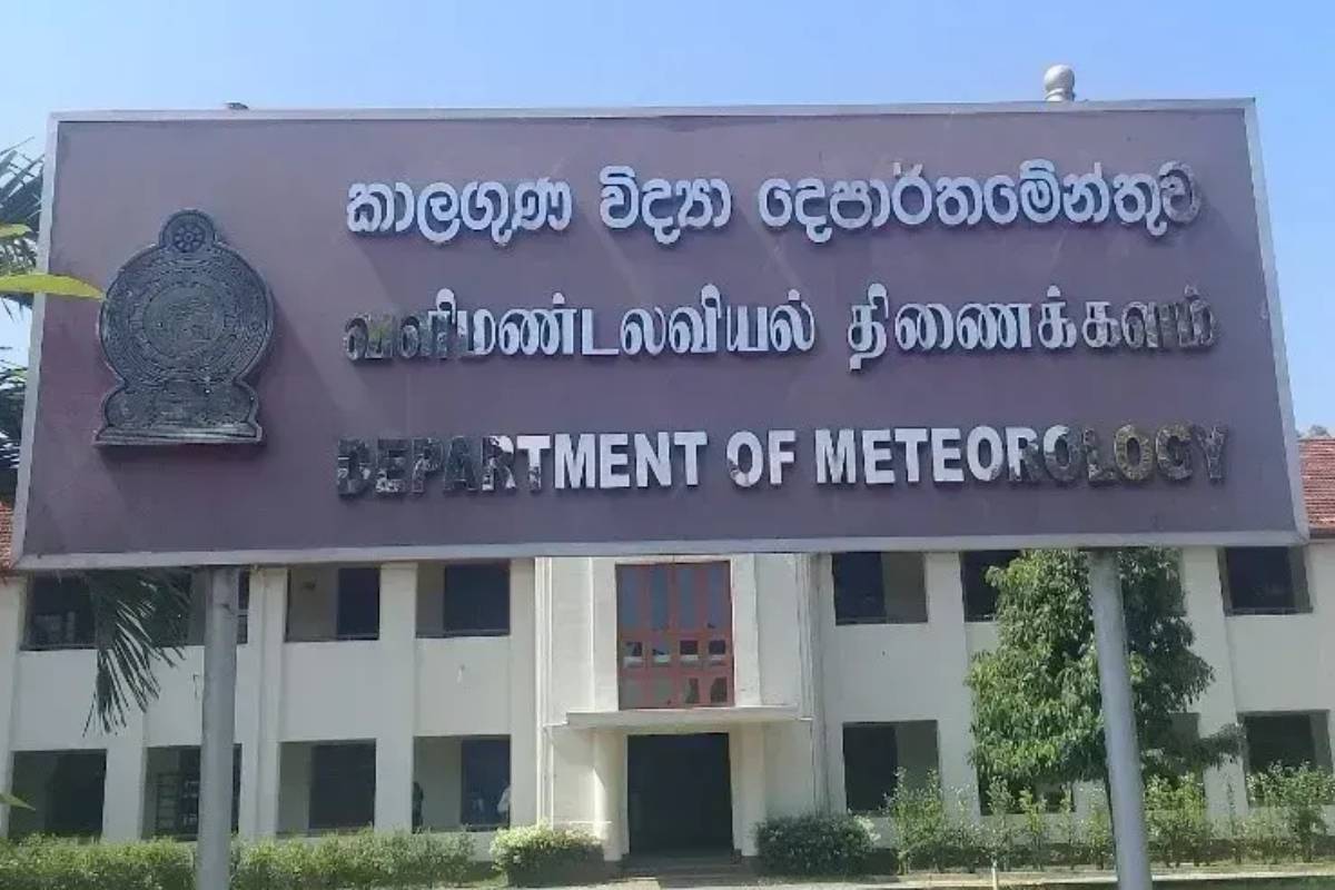 அந்தமான் கடற்பரப்பில் உருவாகும் வளிமண்டல தளம்பல் : விடுக்கப்பட்டுள்ள எச்சரிக்கை | Possible Atmospheric Disturbance Near Andaman Sea அந்தமான் கடற்பரப்பில் உருவாகும் வளிமண்டல தளம்பல் : விடுக்கப்பட்டுள்ள எச்சரிக்கை | Possible Atmospheric Disturbance Near Andaman Sea