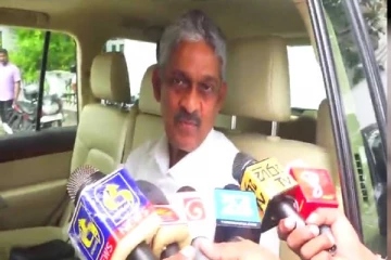 வேலுப்பிள்ளை பிரபாகரன் இருந்திருந்தால்..! இலங்கை அரசியல்வாதிகள் பைத்தியக்காரத்தனமாக ஆட முடியாது - பொன்சேகா பகிரங்கம்