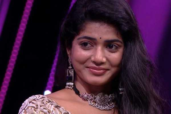 பிக்பாஸ் 9ல் வீட்டைவிட்டு வெளியேறிய வியானாவின் சம்பளம் எவ்வளவு தெரியுமா? | Bigg Boss 9 Tamil Contestant Viyana 1 Day Salary பிக்பாஸ் 9ல் வீட்டைவிட்டு வெளியேறிய வியானாவின் சம்பளம் எவ்வளவு தெரியுமா? | Bigg Boss 9 Tamil Contestant Viyana 1 Day Salary