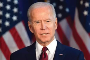 எதிர்ப்பை சமாளிக்க கட்சி உறுப்பினர்களுக்கு மதிய உணவளித்த ஜோ பைடன்