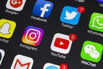 இலங்கையில் முடக்கப்பட்ட சமூக வலைத்தளங்கள்