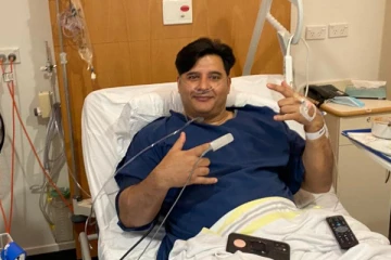 நடிகர் அப்பாஸுக்கு என்ன ஆச்சு? மருத்துவமனை பெட்டில் இருப்பதை பார்த்து ரசிகர்கள் ஷாக்