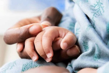 மகன் பிறக்காத விரக்தியில் மகளை சுட்டுக் கொன்ற தந்தை