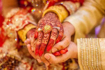 வரவேற்பு நிகழ்ச்சியில் புதுப்பெண் கண்ட அதிர்ச்சி! திருமணமான ஒரேநாளில் கணவரை பிரிந்ததால் பரபரப்பு