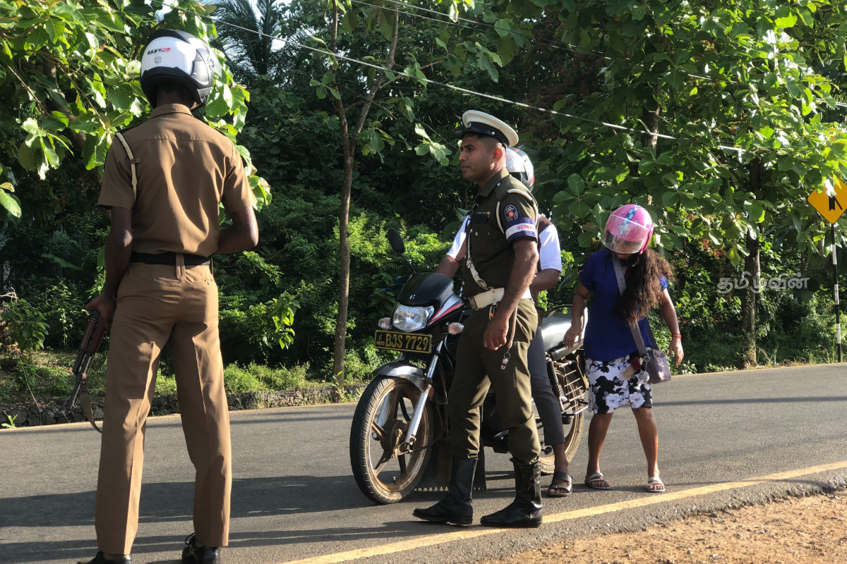 கிளிநொச்சியில் அதிவேக மோட்டார் சைக்கிள்கள் பறிமுதல்! | Police Conduct Roadside Checks Kilinochchi