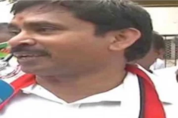 குஷ்பூவின் வெறித்தனமான ரசிகர் அவருக்கு எதிராக ஆயிரம் விளக்கு தொகுதியில் களம் காண்கிறார்