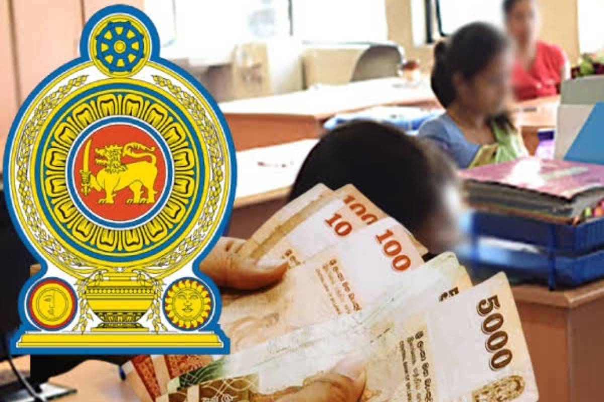 அரச ஊழியர்களின் சம்பளம் மற்றும் ஓய்வூதிய பிரச்சினைகள்! அரசாங்க தரப்பிலிருந்து வெளியான அறிவிப்பு | Government Staff Salary Hike Announcement அரச ஊழியர்களின் சம்பளம் மற்றும் ஓய்வூதிய பிரச்சினைகள்! அரசாங்க தரப்பிலிருந்து வெளியான அறிவிப்பு | Government Staff Salary Hike Announcement