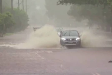 அவுஸ்திரேலியாவில் ஒரு மாதம் பெய்ய வேண்டிய மழை ஒரே இரவில் கொட்டித் தீர்த்தது