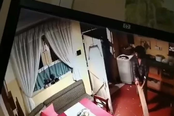 හිටපු උපකුලපතිට පහරදුන් සිසුන් පිරිසකට සිදු වූ දේ..පොලීසියෙන් දැනුම්දීමක්..