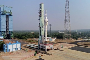 விண்ணில் பாய 5 நொடிகள் இருந்த போது ககன்யான் சோதனை திடீரென நிறுத்தம்