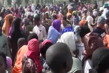 உணவை வாங்குவதற்காக திரண்ட பொதுமக்கள்... கூட்ட நெரிசலில் சிக்கி 32 பேர் உயிரிழப்பு!