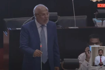 அலி சப்ரி, நீதி இல்லாத நாட்டின் நீதியமைச்சர்! நிதியில்லாத நாட்டில் நிதியமைச்சர்!