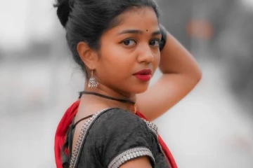 காசு வாங்கி விளம்பரம் செய்த டிக்டாக் அமலா ஷாஜி!! நம்பி நடுத்தெருவுக்கு வந்த ஃபாலோவர் ..