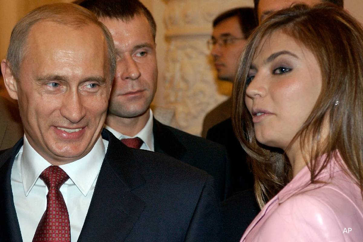 மரண பயம்? புடின் மகள்களுக்கு திடீர் உத்தரவு | Putin Orders Daughters To Stay With His Palace