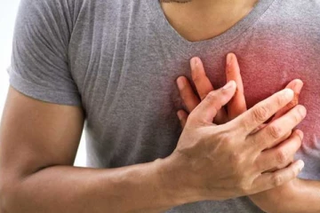 මැදි වයසේ පුද්ගලයින්ට දැඩි අවධානමක්..