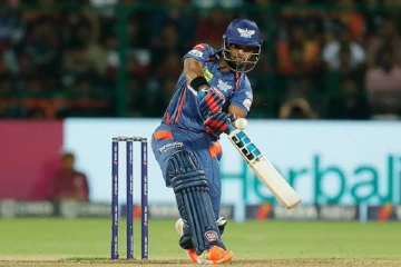 பூரன், ஸ்டோய்னிஸ் அதிரடி: பரபரப்பான ஆட்டத்தில் லக்னோவிடம் வீழ்ந்த பெங்களூரு