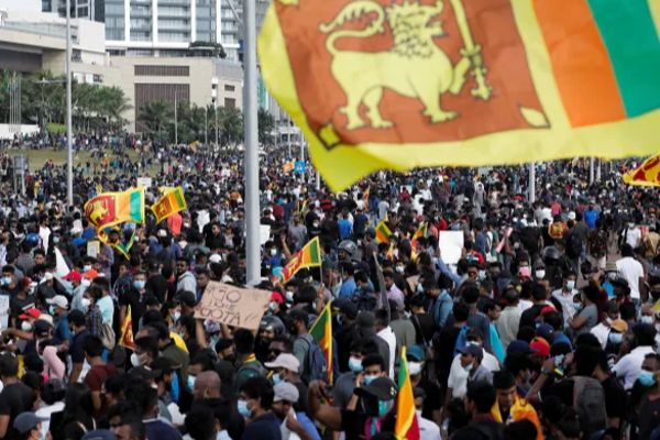 மிகமோசமான பொருளாதார நெருக்கடி;  விலை மாதுக்களான  இலங்கைப்பெண்கள்! | A Severe Economic Crisis Lankan Women