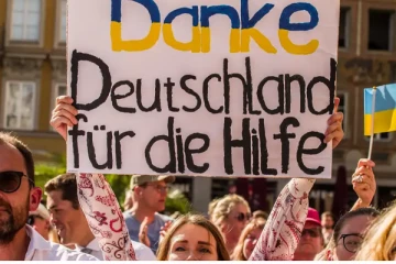 ஜேர்மனி உக்ரைன் என இரு நாடுகளிலும் உதவிகள் பெறும் உக்ரைனியர்கள்: உக்ரைன் ஜனாதிபதி விடுத்துள்ள கோரிக்கை