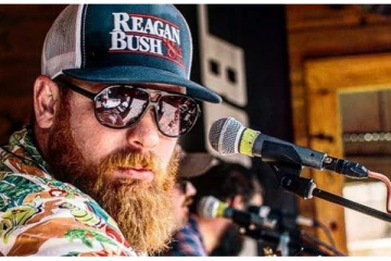 මංගල දිනයේදීම සුප්‍රසිද්ධ ගායකයෙක් ජීවිතය හැරයයි..!