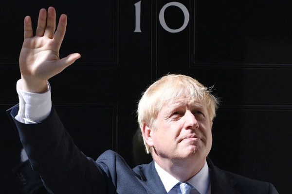 பிரதமர் போரிஸ் ஜான்சன் தனது பதவியை ராஜினாமா செய்கிறார்... - இங்கிலாந்து அரசியலில் பரபரப்பு - தமிழ்நாடு