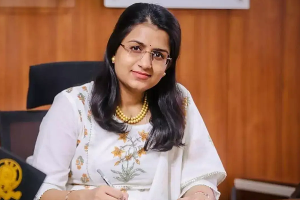 Cleared UPSC In First Attempt who is Saumya Sharma