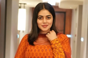 நிர்வாணமாக நடிக்க சொன்னாங்க: ஷாக் கொடுத்த பூர்ணா