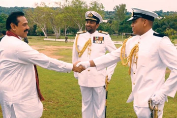 යෝෂිත රාජපක්ෂගේ නාවික හමුදා ඩීල් එකෙන් හිටපු නාවික හමුදාපති කොටුවුණු හැටි