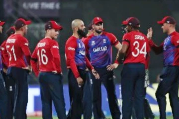 டி20 கிரிக்கெட் உலகக் கோப்பை : அரையிறுதிக்கு முன்னேறியது இங்கிலாந்து