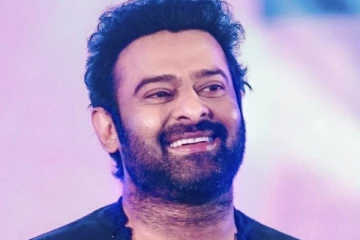 60 கோடியில் கட்டப்பட்டுள்ள நடிகர் பிரபாஸின் பிரம்மாண்ட வீட்டை பார்த்துள்ளீர்களா.. இதோ பாருங்க