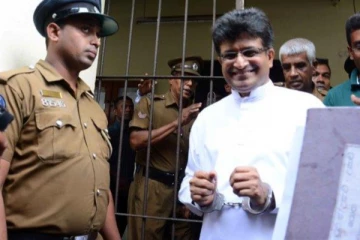 கைதாகும் அச்சத்தில் உதய கம்மன்பில; அனுர அரசாங்கத்தின் மீது சீற்றம்