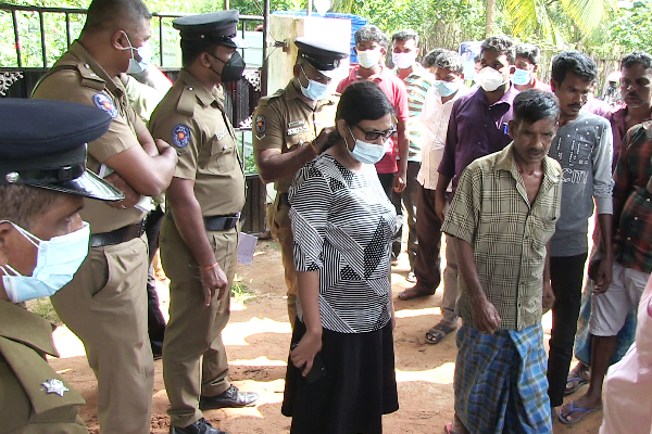 தமிழர் பகுதியில் தொடரும் மர்ம மரணங்கள்! அடித்துக் கொலை செய்யப்பட்ட குடும்பஸ்தர் (காணொளி) - ஐபிசி தமிழ்