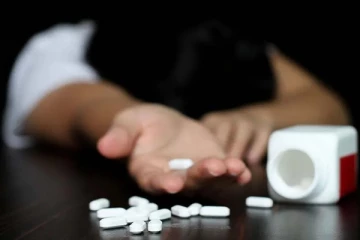 அதிகளவு மாத்திரையை உட்கொண்ட மாணவி பலி