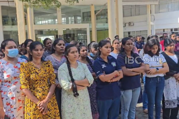 மறக்க முடியாத அலைகள்: பல்வேறு பகுதிகளில் சுனாமி பேரழிவின் நினைவேந்தல் | 21St Anniversary Of The Tsunami Disaster