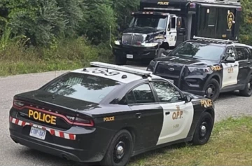 ஒன்றாரியோவில் குழந்தையை மீட்க நாய் மீது துப்பாக்கிச் சூடு நடத்திய பொலிஸார்